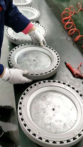 LED high bay light housing checking
